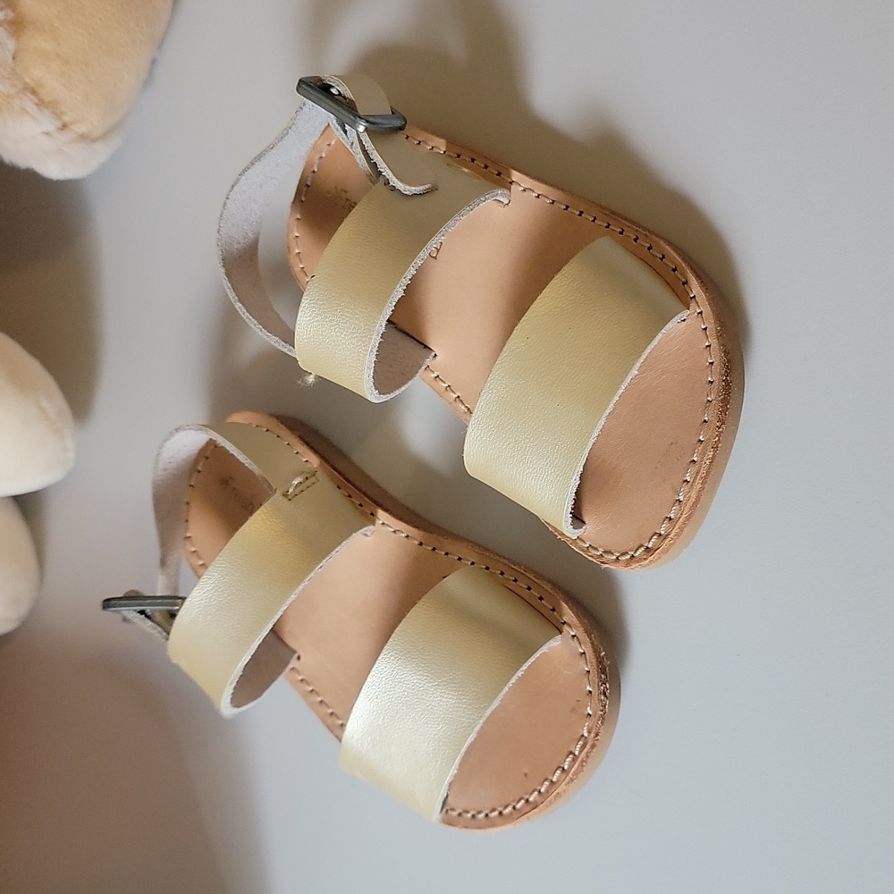 Gold sandals girls toddler size 5